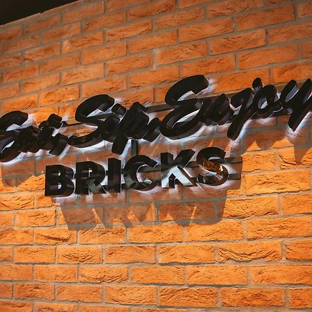 26Bricks Luxury Suites 오라데아 외부 사진