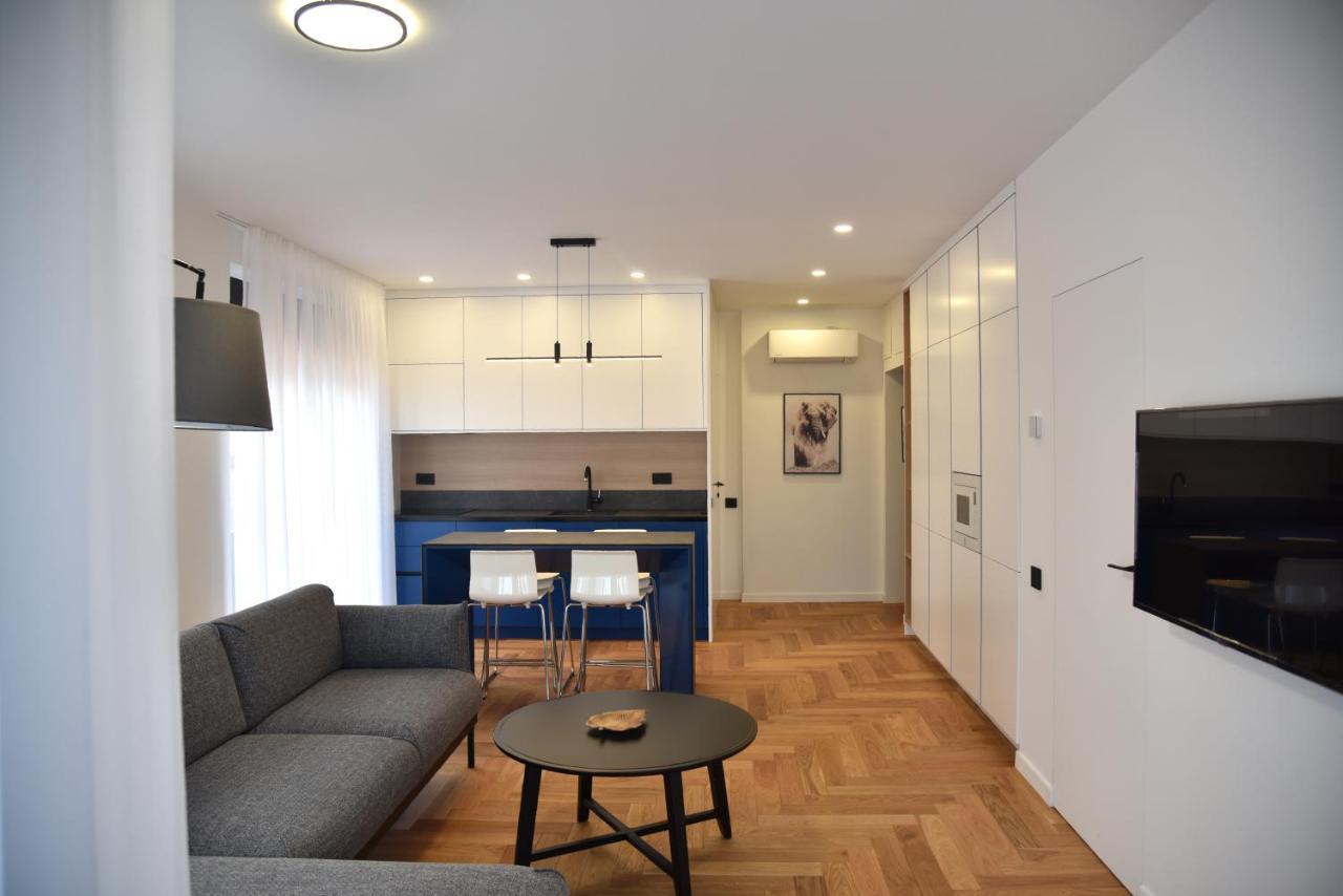 26Bricks Luxury Suites 오라데아 외부 사진