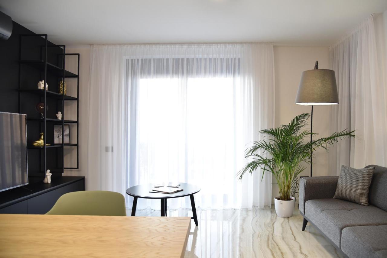 26Bricks Luxury Suites 오라데아 외부 사진