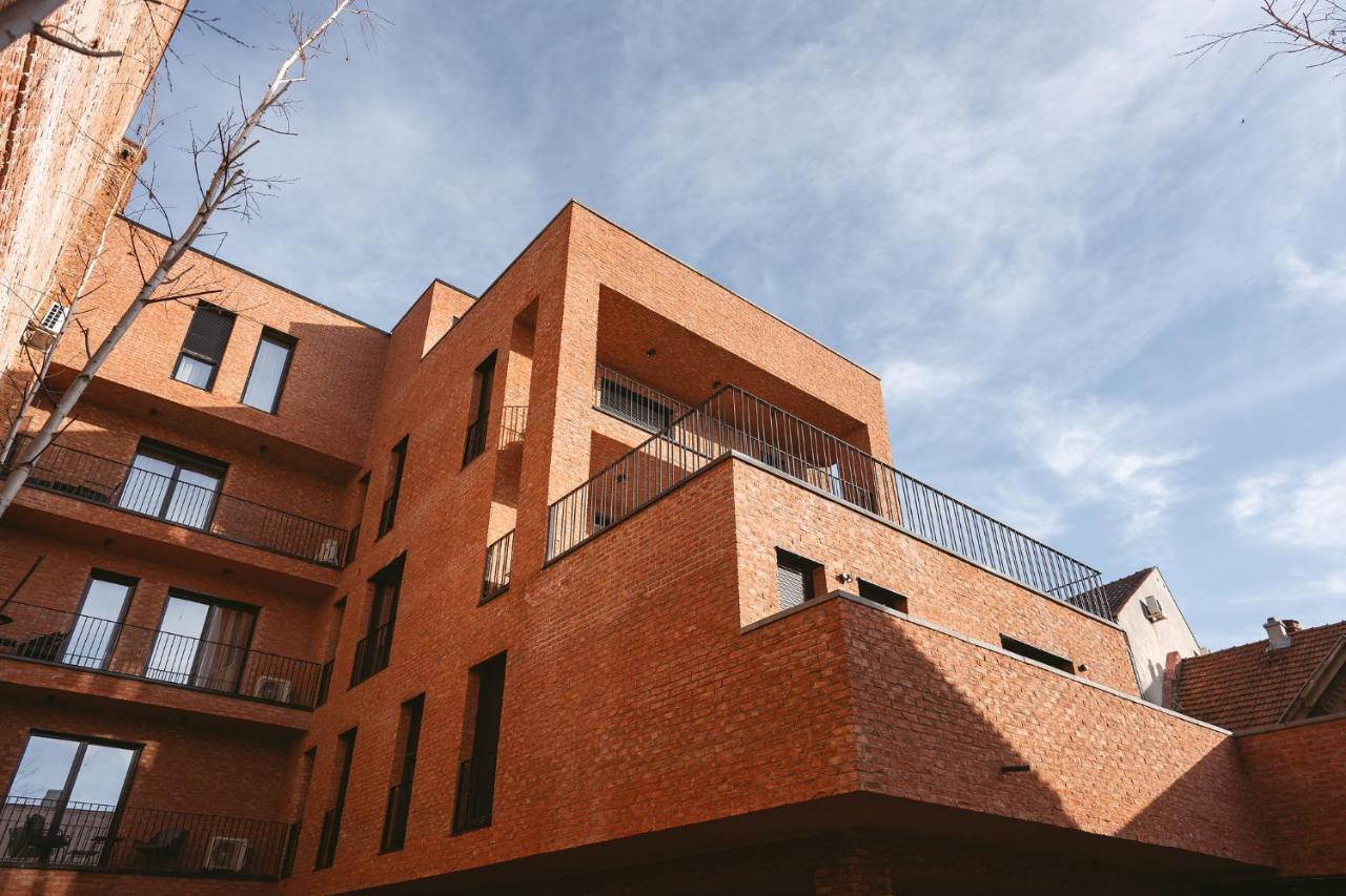 26Bricks Luxury Suites 오라데아 외부 사진