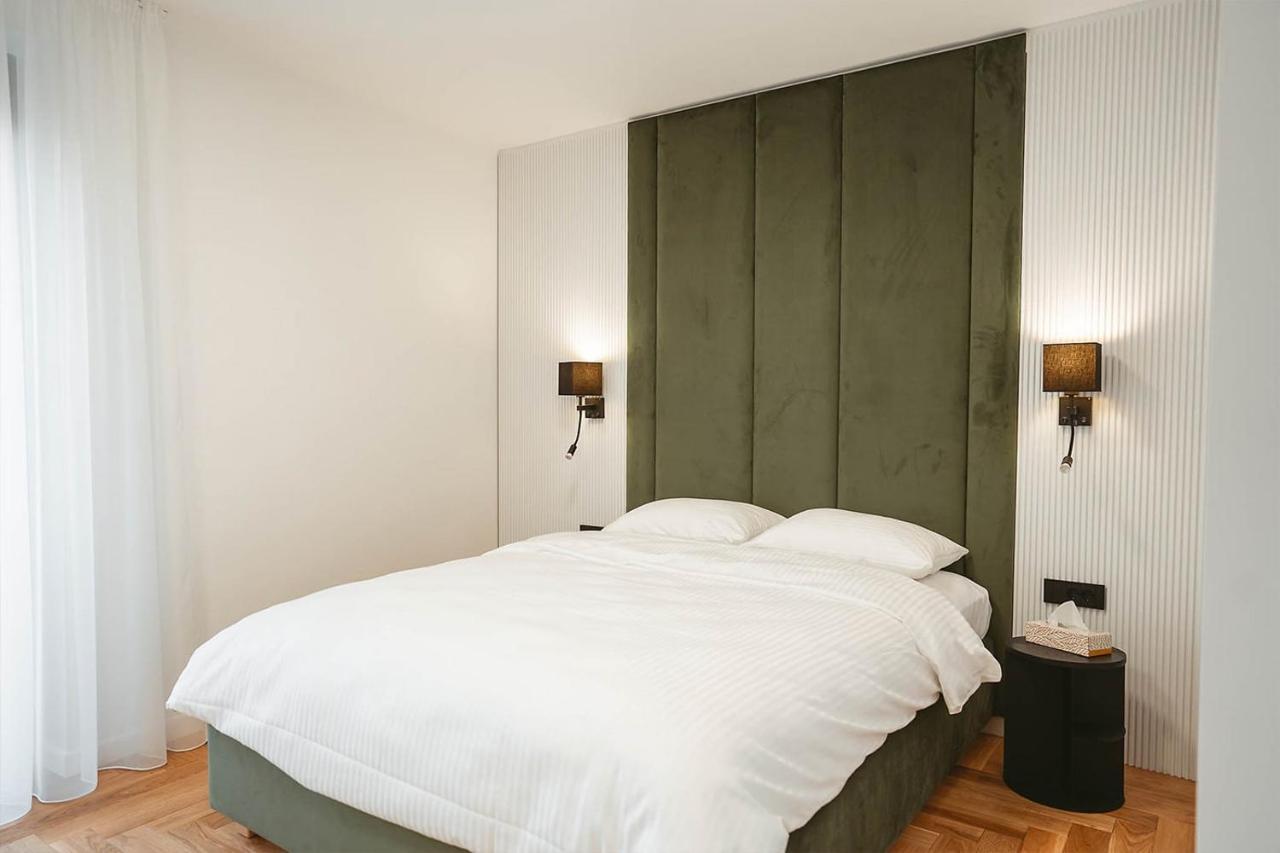 26Bricks Luxury Suites 오라데아 외부 사진