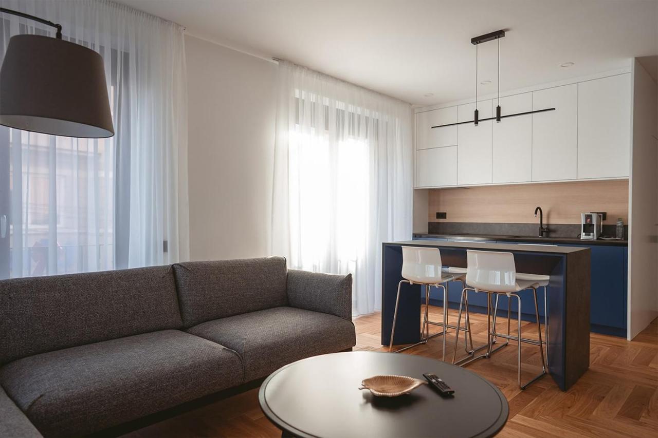 26Bricks Luxury Suites 오라데아 외부 사진
